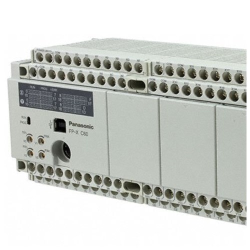 PANASONIC FP-X CONTROL UNIT (IN:32, OUT: